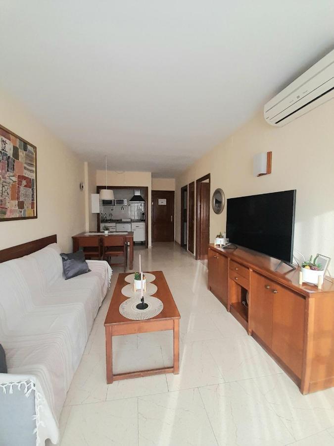 Nice Apartment In Hotel Ronda 4 First Beach Line Fuengirola Eksteriør bilde