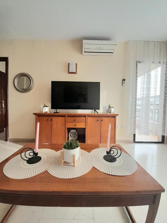 Nice Apartment In Hotel Ronda 4 First Beach Line Fuengirola Eksteriør bilde